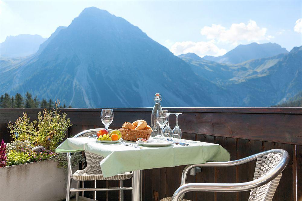 Hotel Quellenhof Arosa Exterior photo